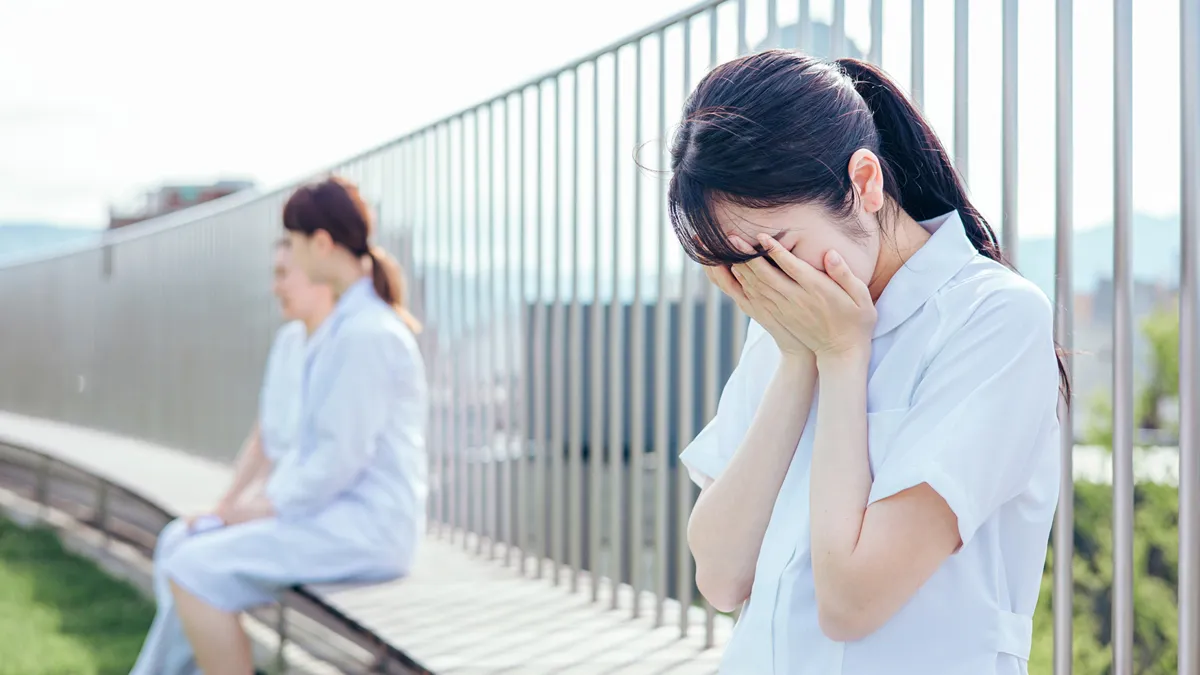 看護師のパワハラ悩み