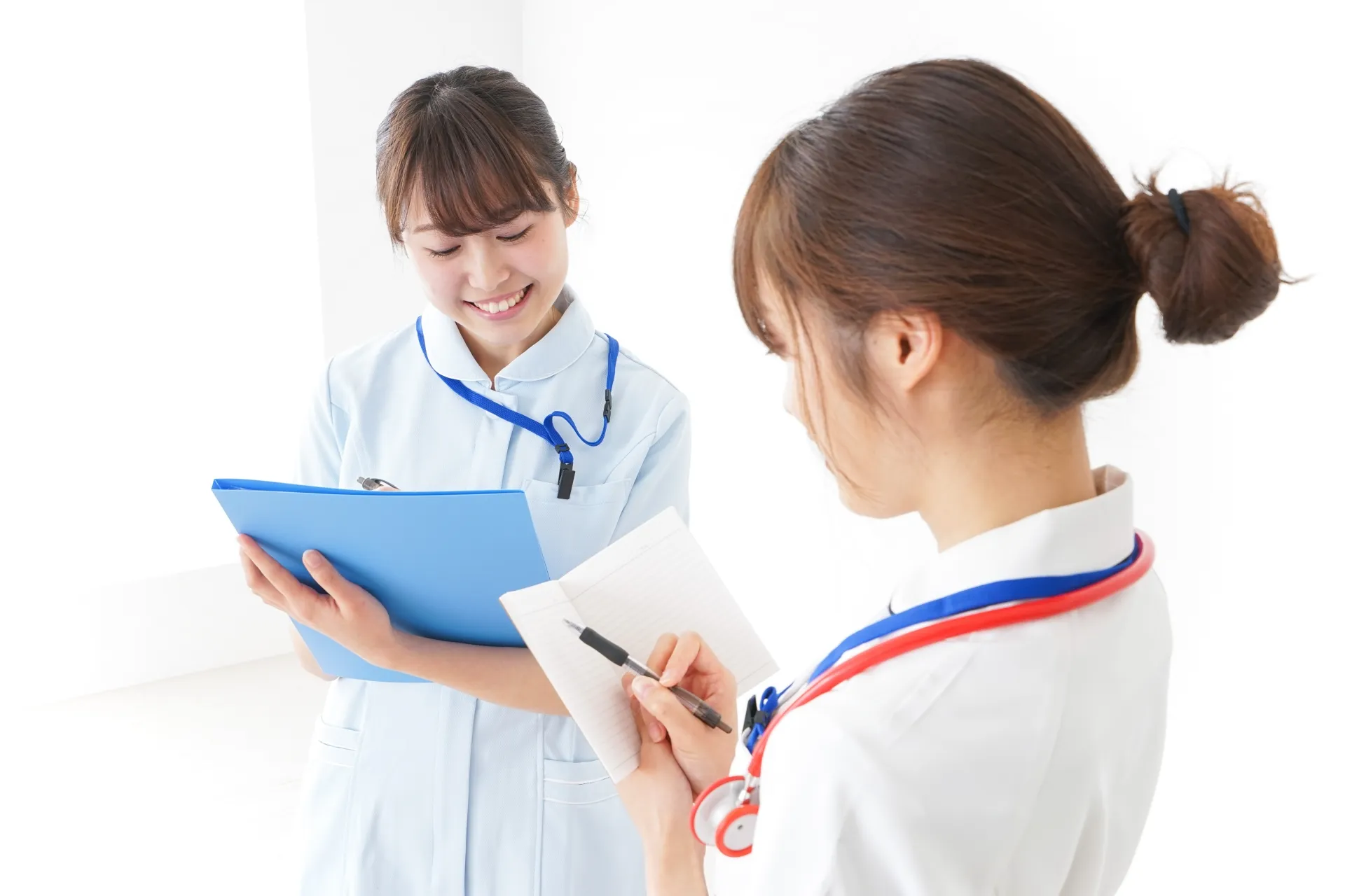 先輩看護師による丁寧な指導